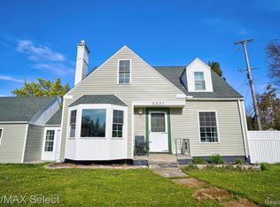 2001 N Ballenger Hwy, Flint, MI 48504