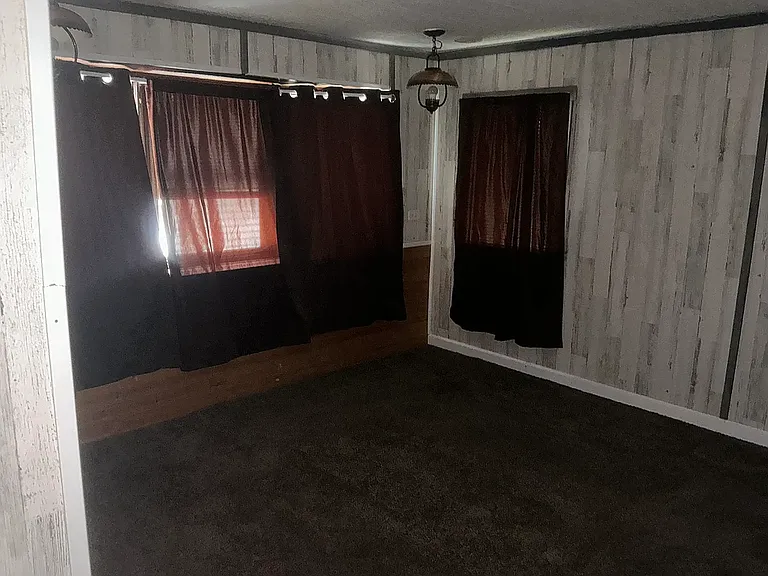1619 Woodward Ave — Photo 5