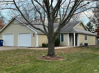 4207 Timberline Ct, Lawrence, KS 66049