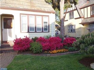 27 Deforest Rd, Lansdowne, PA 19050