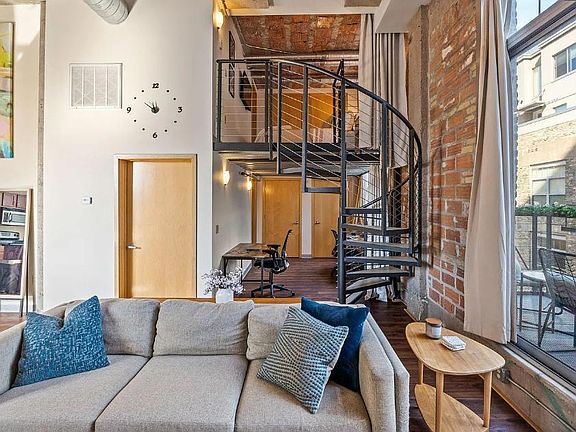 4th image of 521 S 7th St Unit 601