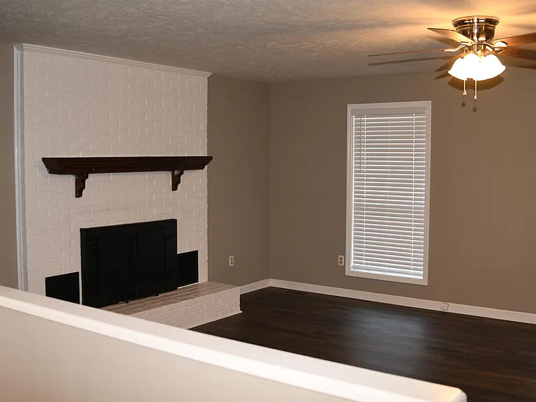 159 Hickory Hills Dr — Photo 5