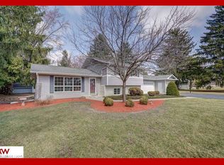 6591 Linden Cir, Windsor, WI 53598