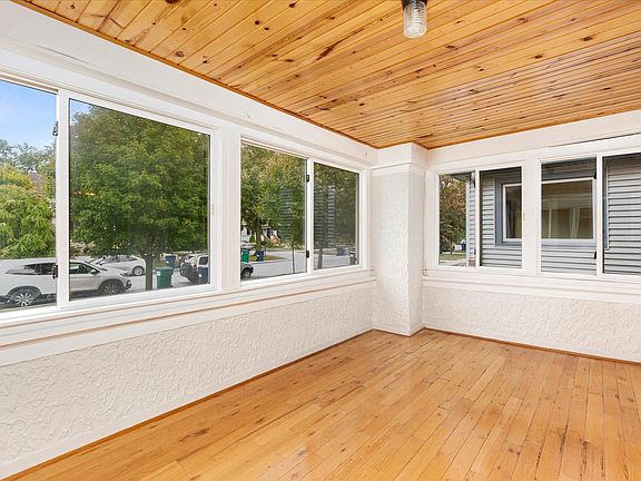 3rd image of 641 N Cuyler Ave