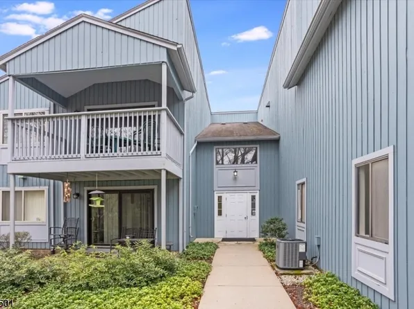 75 Drake Ln, Roxbury Twp., NJ 07852