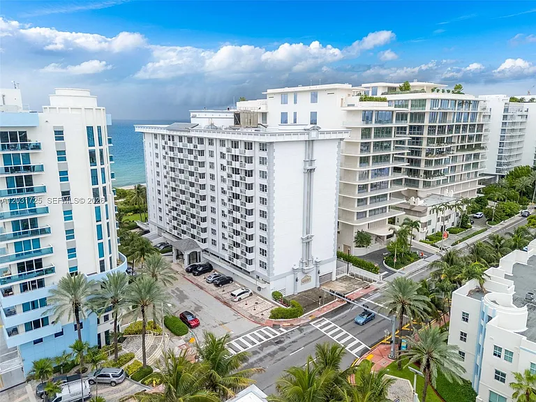 9195 Collins Ave #601 — Photo 6