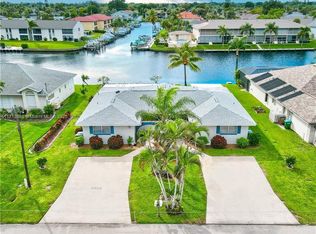 3922 SE 12th Ave, Cape Coral, FL 33904