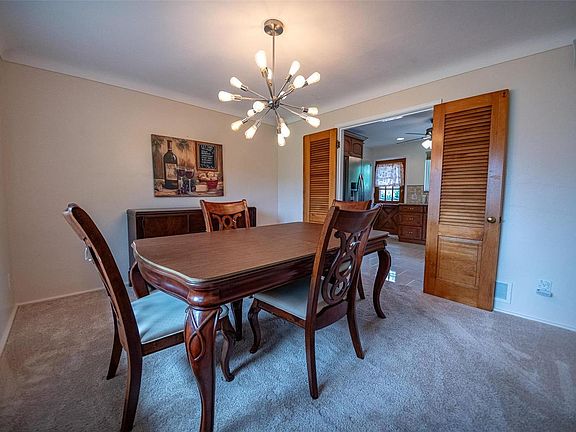 3rd image of 47 Branford Dr