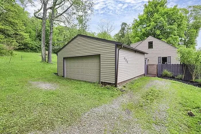 2 car garage at the end of the driveway