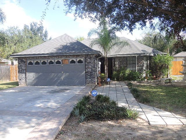 1st image of 916 Tierra Linda Blvd