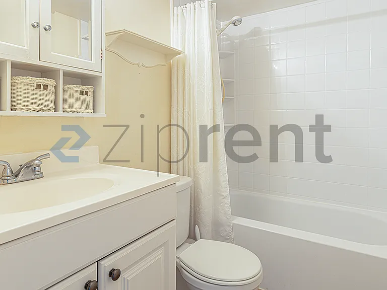 5755 Peregrine Ave — Photo 1