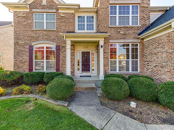 3rd image of 1353 Grantham Dr