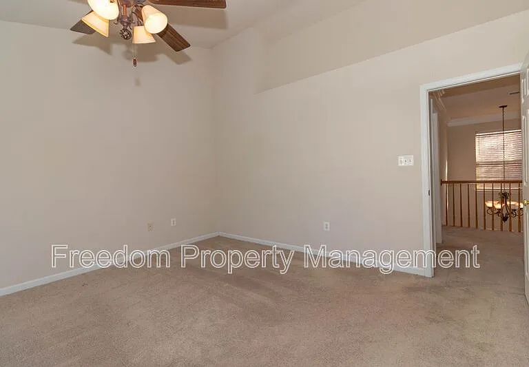 6758 Sutton Oaks Way — Photo 3