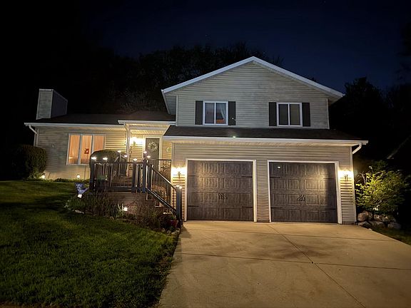 2nd image of 204 Cambridge AVENUE