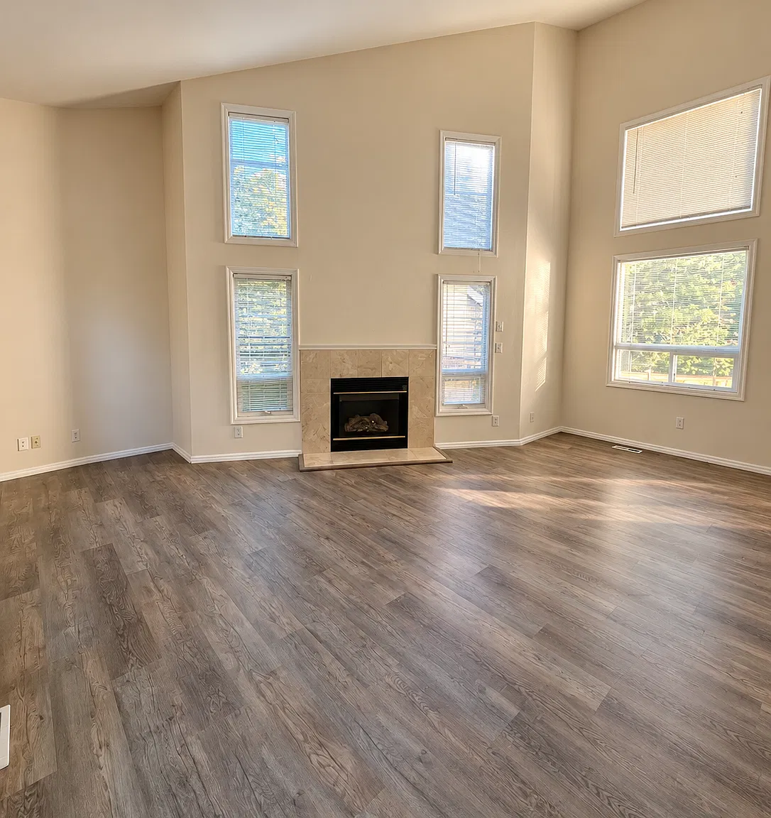 3 bed, 1700 sqft, $3,300 — Photo 4