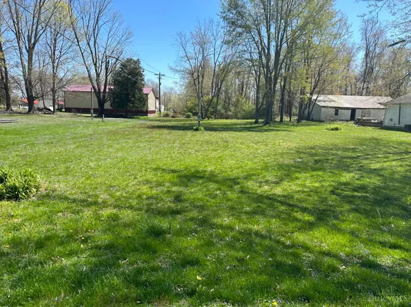 19 Muskie Dr, Hillsboro, OH 45133