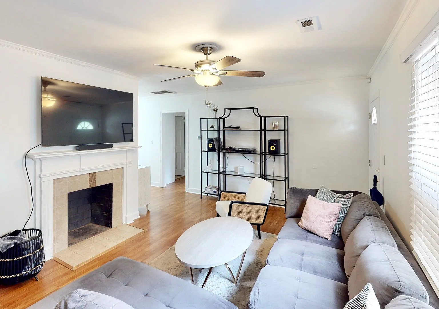 1008 Leigh Avenue — Photo 4