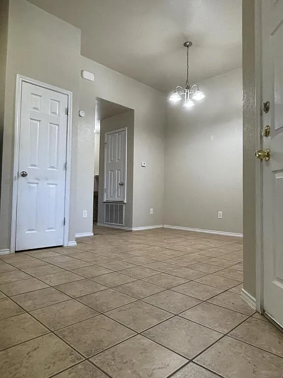 1104 Leah Drive Unit A — Photo 3