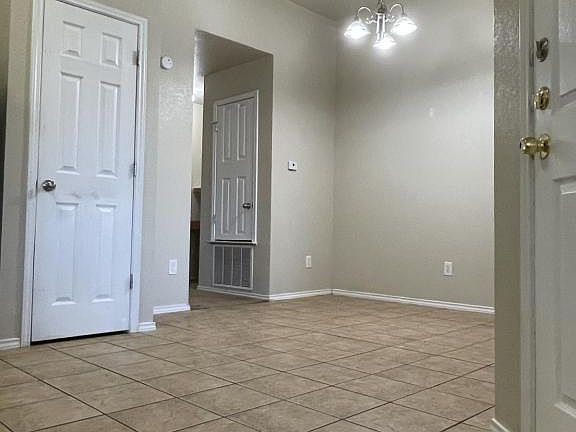 3rd image of 1104 Leah Dr Unit A