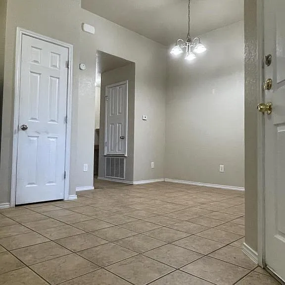 1104 Leah Dr #A — Photo 3