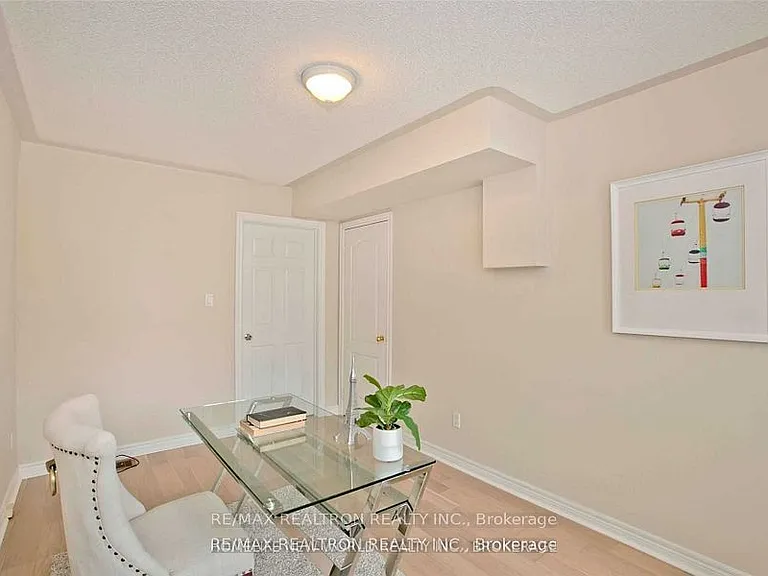 269 Finch Ave E — Photo 15