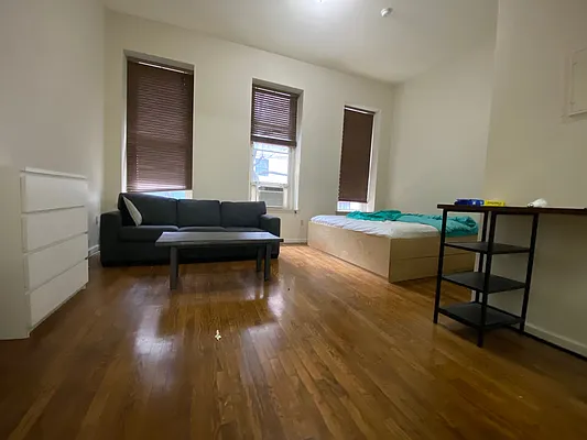 Rented by One New York Realty Inc | media 1