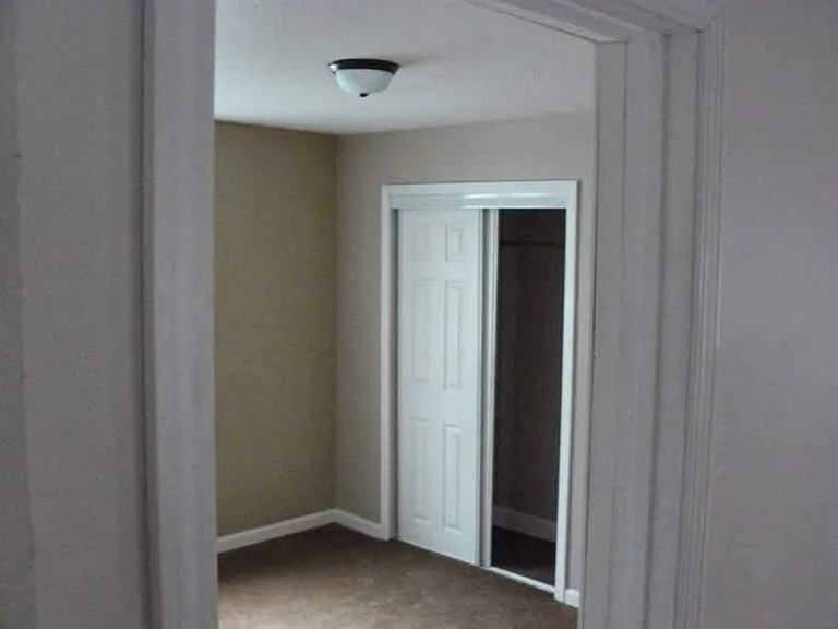 SW — Photo 19