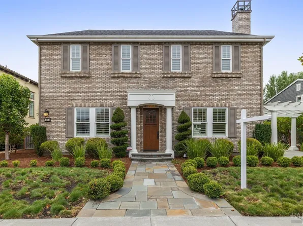 57 Rose Ln, Larkspur, CA 94939