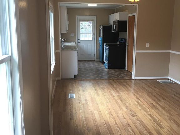 Living Room/ Dinning Room/ Kitchen