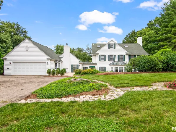 3 Hillcrest Rd, Leland Grove, IL 62704
