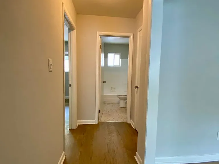 Oak Pointe Apartments — Photo 17