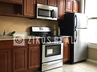 2539 37th St APT 3B, Astoria, NY 11103