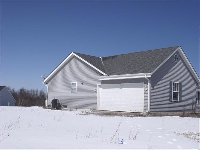 2nd image of 5906 Eagle Point Dr