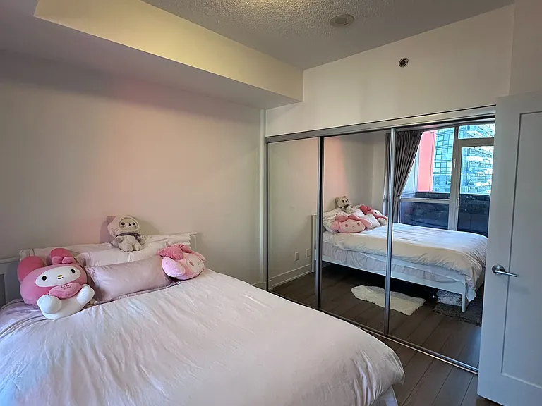318 Richmond St W #3107 — Photo 9