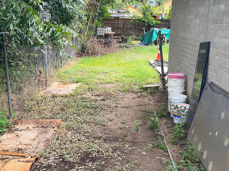 8014 Botany Ln — Photo 2