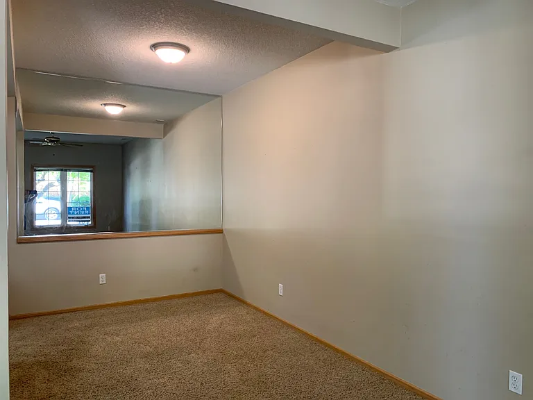 1215 S 52nd St #1007 — Photo 5
