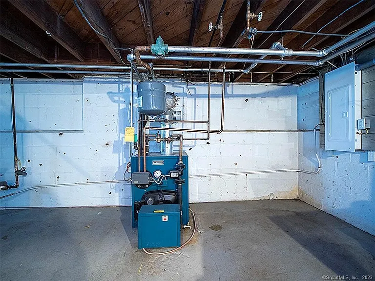 30 Seaview Ave — Photo 33