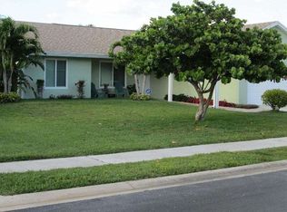 176 Arrowhead Cir, Jupiter, FL 33458