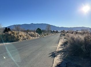 1039 Angel Rd, Corrales, NM 87048