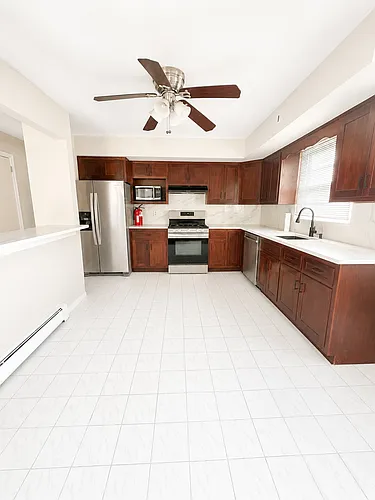 2484 Seymour Ave #1 Photo 1