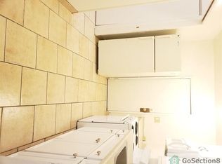 6454-1 1/2 Macarthur Blvd #6454B, Oakland, CA 94605