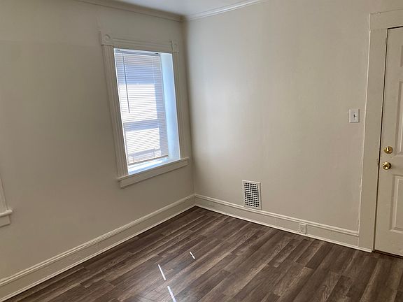 3rd image of 421 Bishop Ave #5