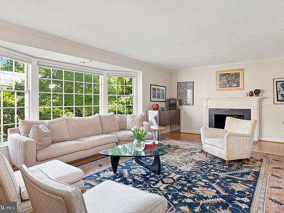 3rd image of 5344 Falmouth Rd