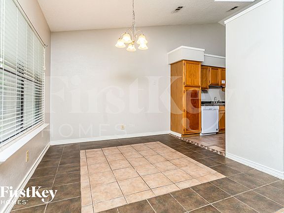 5th image of 7440 Creekfall Dr