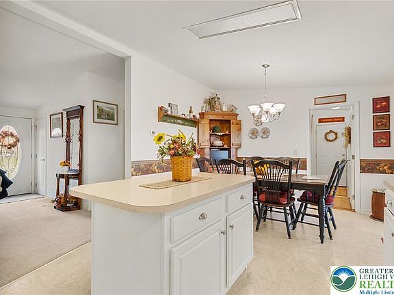 5th image of 116 Allison Pl