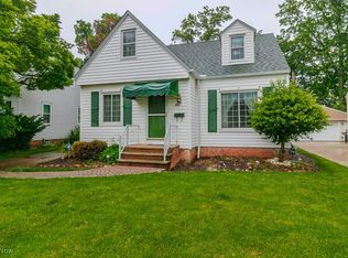 423 E 330th St, Willowick, OH