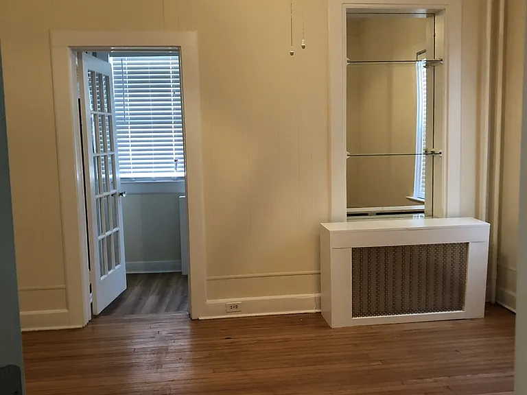 129 N Highland Ave — Photo 8