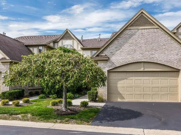 2702 Maitland Dr, Ann Arbor, MI 48105