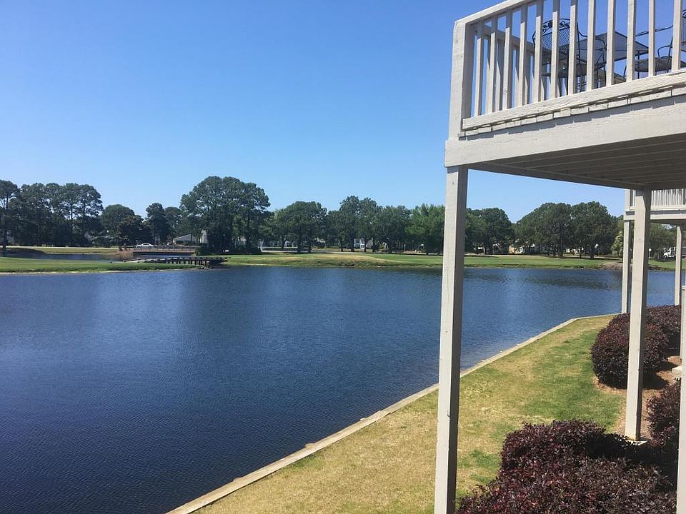 1st image of 905 Harbour Point Ln #905