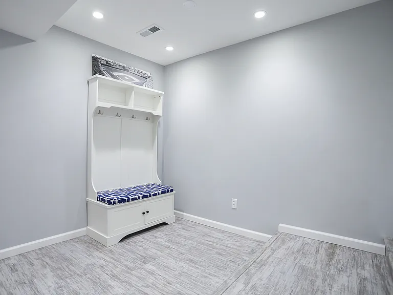 3556 N Wilton Ave #1 — Photo 7